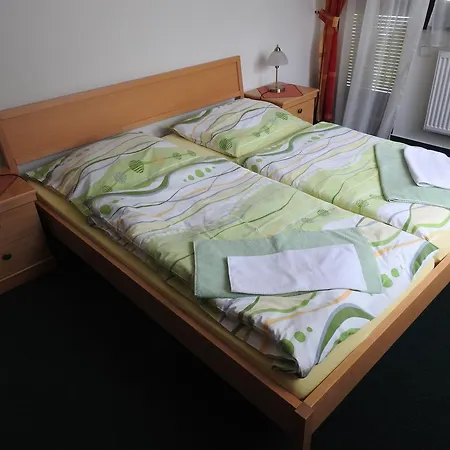 Kiska Levocska Dolina, V Sukromi